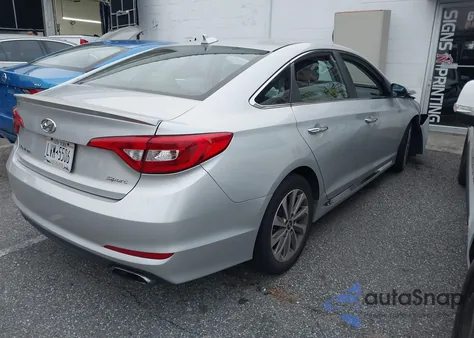 2015 Hyundai Sonata Sport z USA, uszkodzony, nr VIN 5NPE34AF8FH201759